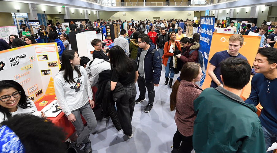 Hundreds of students gather at the student activities fair.